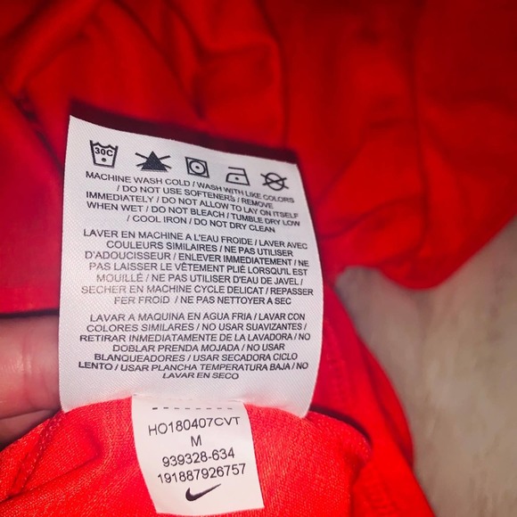 Nike Dri-Fit Shirt in Medium-Free shipping - Picture 5 of 7